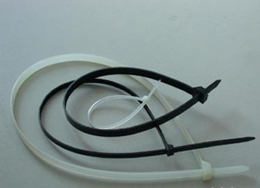 自锁式尼龙扎带 4x100   500  条/包